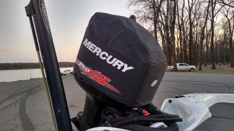 Mercury Marine Pro XS Vented Motor Cover 200-250